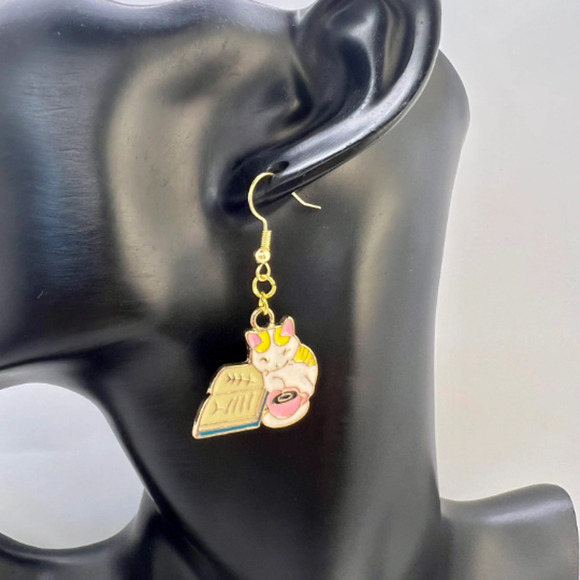 Cat Earrings - Book Lover Earrings - Librarian Earrings - Kitten Earrings - Picture 10 of 10